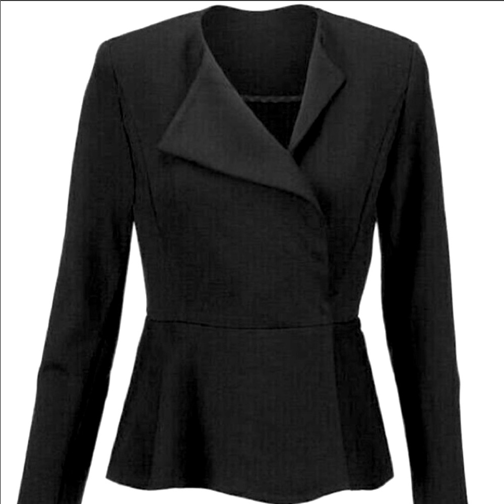 Cabi agency blazer size 6